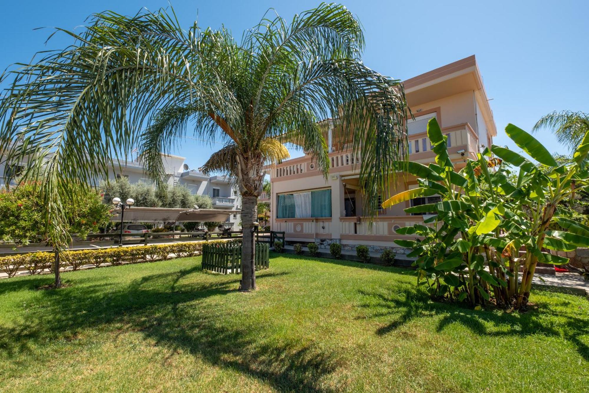Armeria Apartment Daratsos